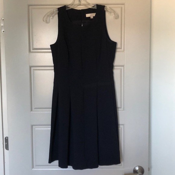 Anne Taylor LOFT Dark Blue Pleated Dress (Size 4) - Picture 4 of 5